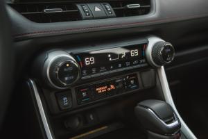 Toyota RAV4 Prime 2020 года  (NA)